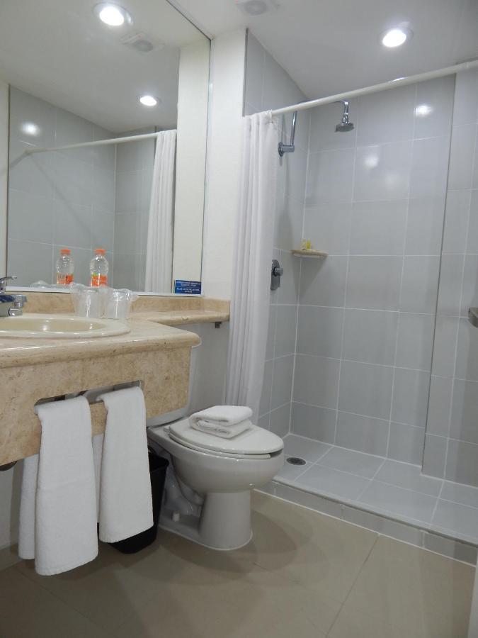 Hotel Gran Minatitlan Plaza Exterior photo