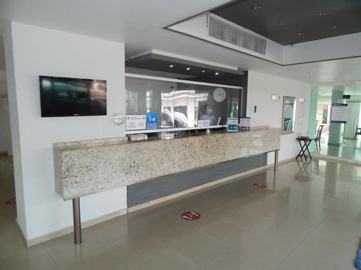 Hotel Gran Minatitlan Plaza Exterior photo