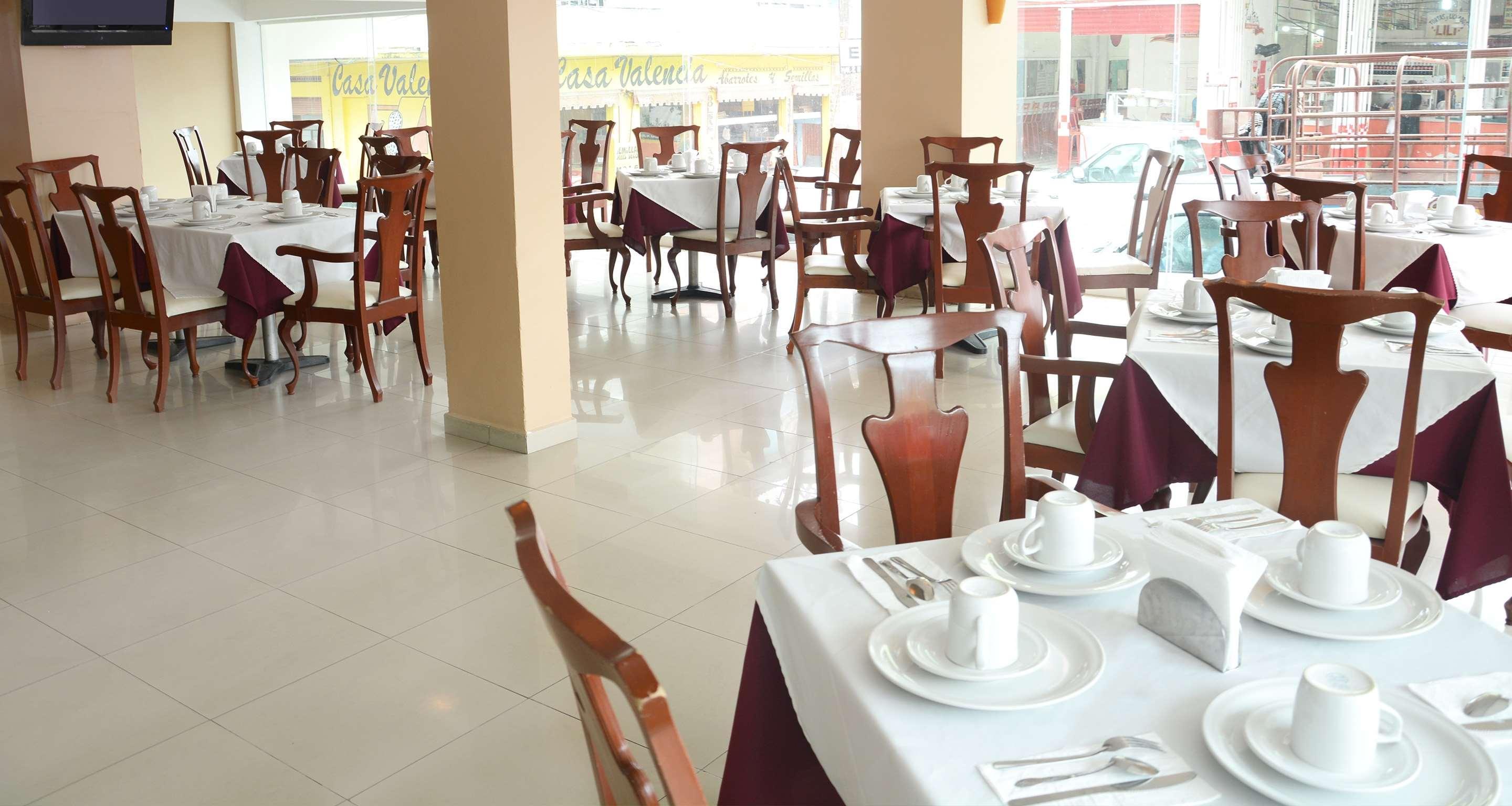 Hotel Gran Minatitlan Plaza Exterior photo